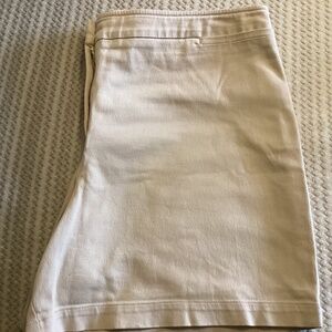Ladies TRIBELLA BEIGE SHORTS BUTTON CLOSURE BEIGE SIZE 14